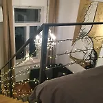 Bridge & Castle Art Apartman